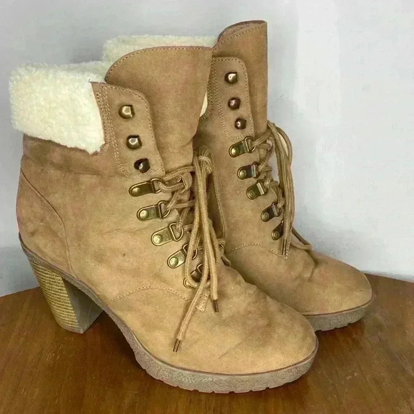 Brash Women's Boots Booties Size 9 Lace-Up Style Faux Suede Tan Block Heels - Picture 5 of 8